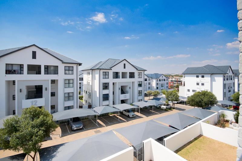 2 Bedroom Property for Sale in Greenstone Hill Gauteng
