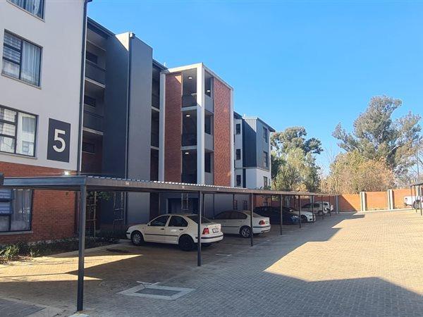 To Let 3 Bedroom Property for Rent in Barbeque Downs Gauteng