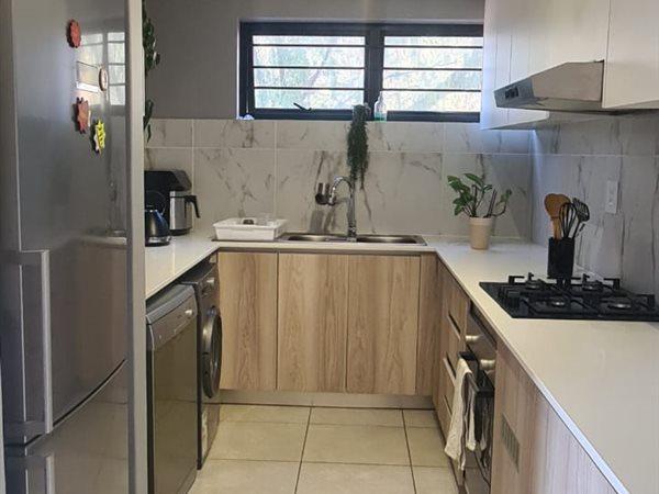 To Let 3 Bedroom Property for Rent in Barbeque Downs Gauteng