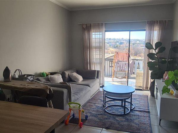 To Let 3 Bedroom Property for Rent in Barbeque Downs Gauteng