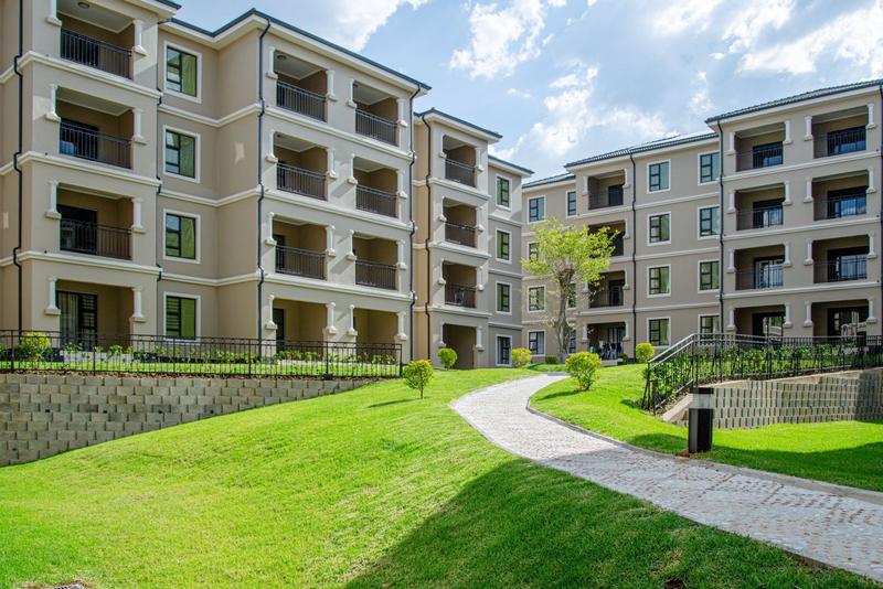 To Let 2 Bedroom Property for Rent in Blue Hills Gauteng