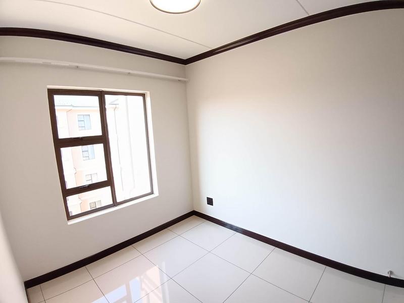 To Let 2 Bedroom Property for Rent in Blue Hills Gauteng