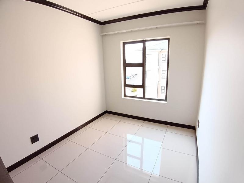 To Let 2 Bedroom Property for Rent in Blue Hills Gauteng