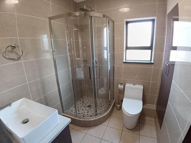 To Let 2 Bedroom Property for Rent in Blue Hills Gauteng