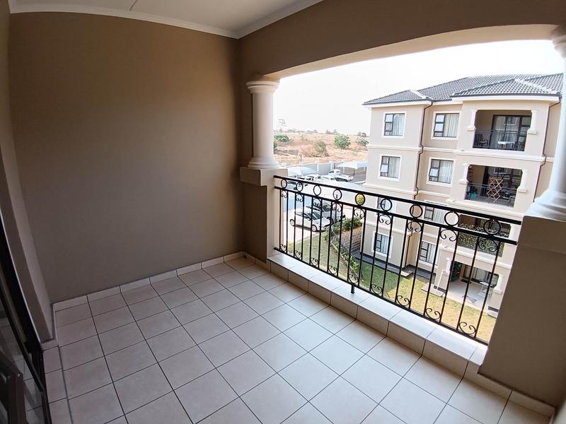 To Let 2 Bedroom Property for Rent in Blue Hills Gauteng