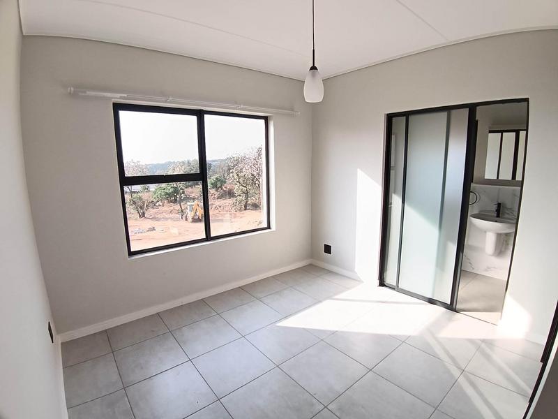 To Let 2 Bedroom Property for Rent in Crowthorne Gauteng