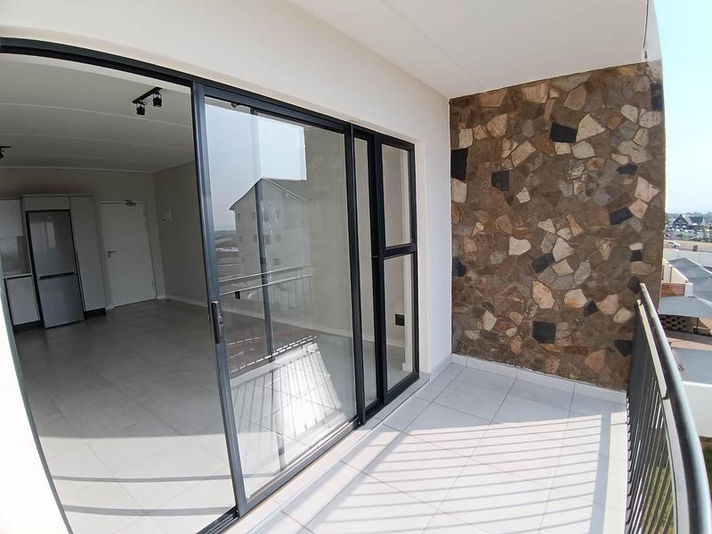To Let 2 Bedroom Property for Rent in Crowthorne Gauteng