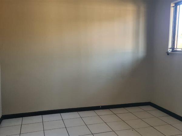 To Let 2 Bedroom Property for Rent in Halfway Gardens Gauteng