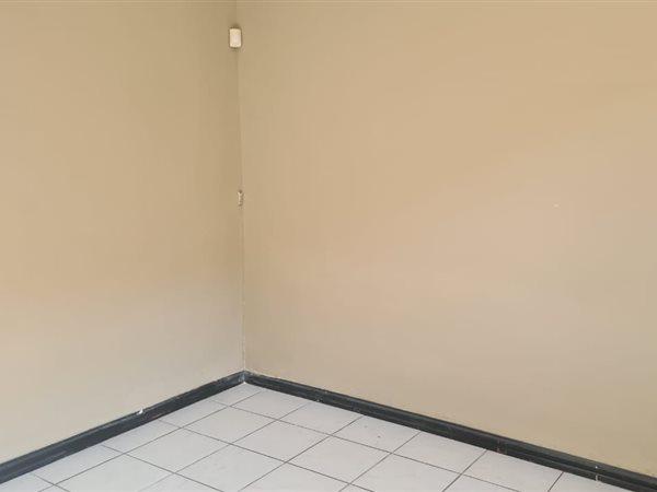 To Let 2 Bedroom Property for Rent in Halfway Gardens Gauteng