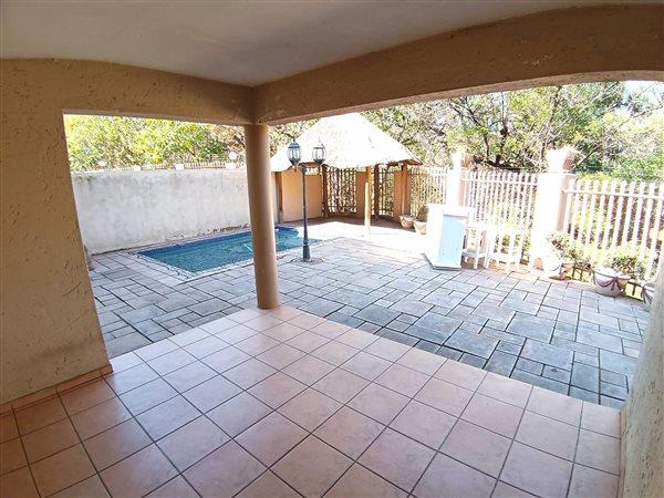 To Let 3 Bedroom Property for Rent in Halfway Gardens Gauteng
