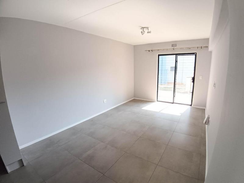 To Let 2 Bedroom Property for Rent in Noordwyk Gauteng