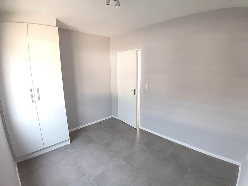 To Let 2 Bedroom Property for Rent in Noordwyk Gauteng