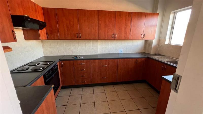 To Let 2 Bedroom Property for Rent in Parkmore Gauteng