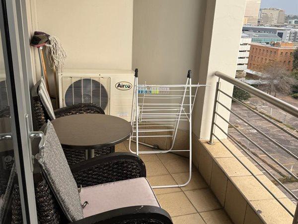 To Let 1 Bedroom Property for Rent in Sandown Gauteng