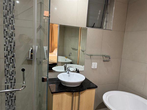 To Let 1 Bedroom Property for Rent in Sandown Gauteng