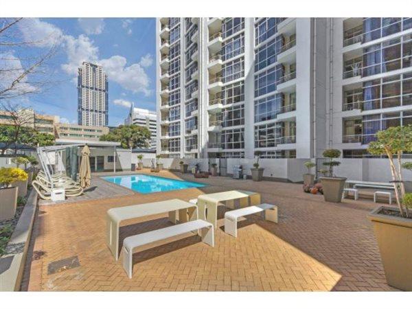 To Let 1 Bedroom Property for Rent in Sandown Gauteng