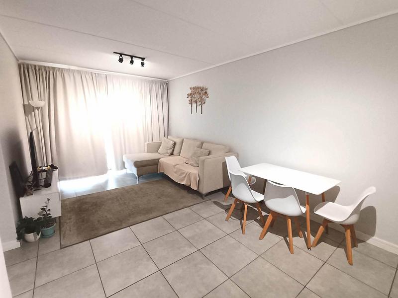 To Let 2 Bedroom Property for Rent in Waterfall Gauteng