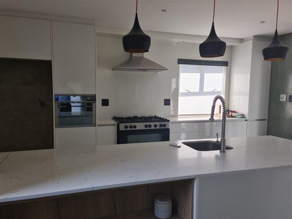 3 Bedroom Property for Sale in Noordwyk Gauteng