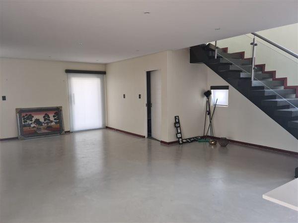 3 Bedroom Property for Sale in Noordwyk Gauteng
