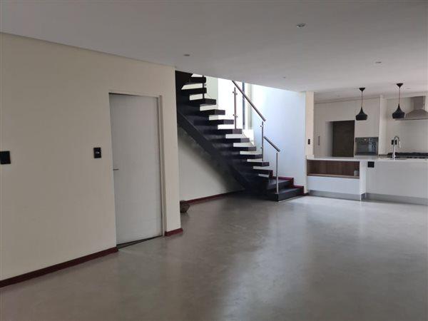 3 Bedroom Property for Sale in Noordwyk Gauteng