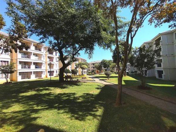 2 Bedroom Property for Sale in Noordwyk Gauteng
