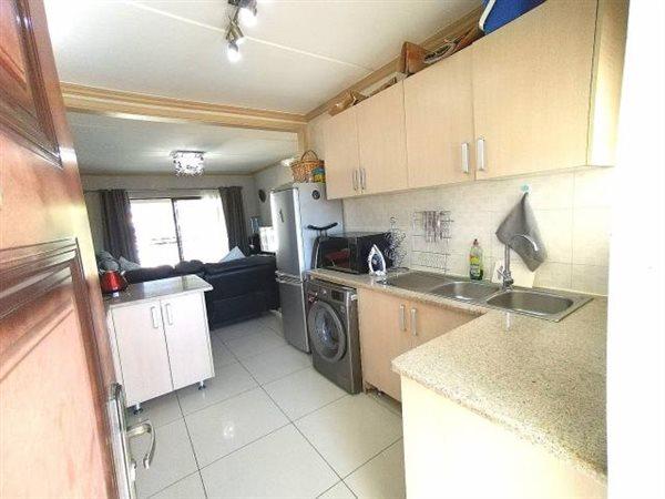 2 Bedroom Property for Sale in Noordwyk Gauteng