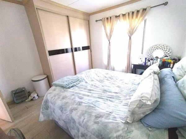 2 Bedroom Property for Sale in Noordwyk Gauteng