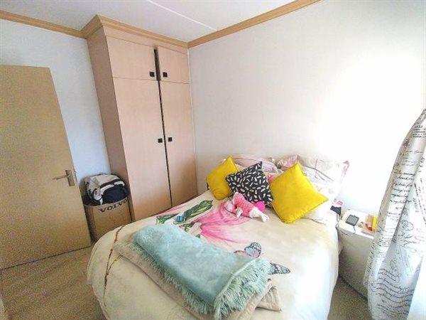 2 Bedroom Property for Sale in Noordwyk Gauteng