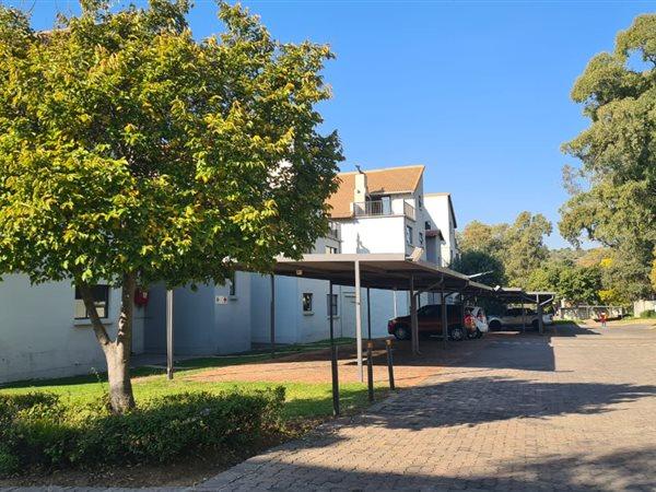 2 Bedroom Property for Sale in Paulshof Gauteng