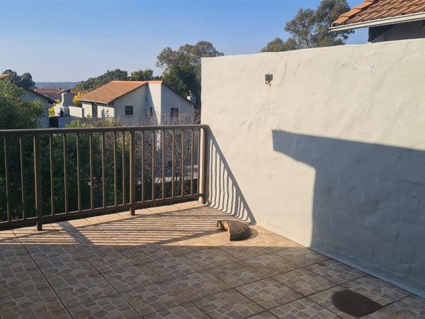 2 Bedroom Property for Sale in Paulshof Gauteng