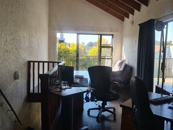 2 Bedroom Property for Sale in Paulshof Gauteng