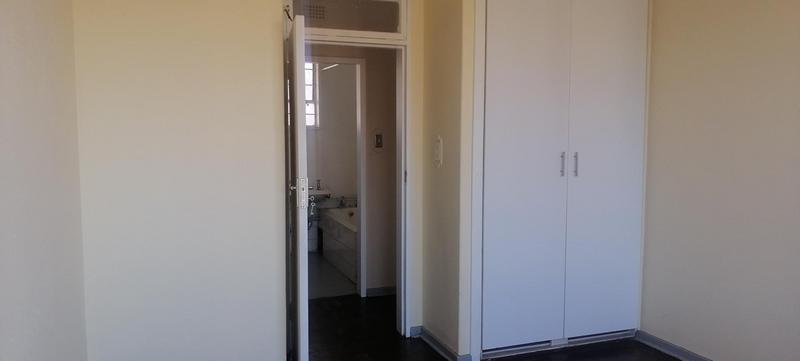 To Let 2 Bedroom Property for Rent in Rosettenville Gauteng