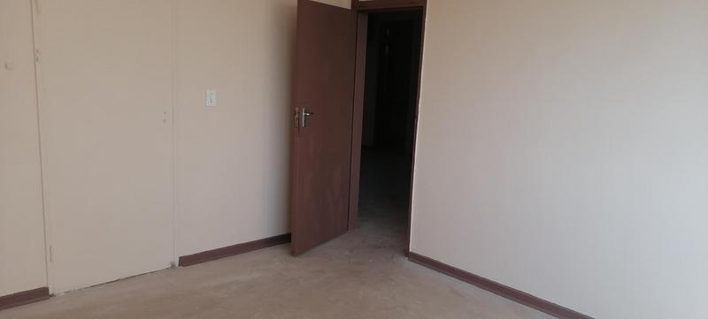 To Let 2 Bedroom Property for Rent in Rosettenville Gauteng