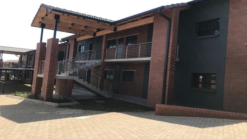 To Let 2 Bedroom Property for Rent in Boardwalk Villas Gauteng