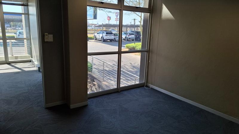To Let commercial Property for Rent in Carlswald Gauteng