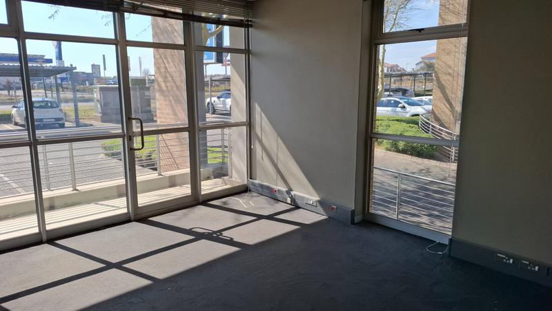 To Let commercial Property for Rent in Carlswald Gauteng