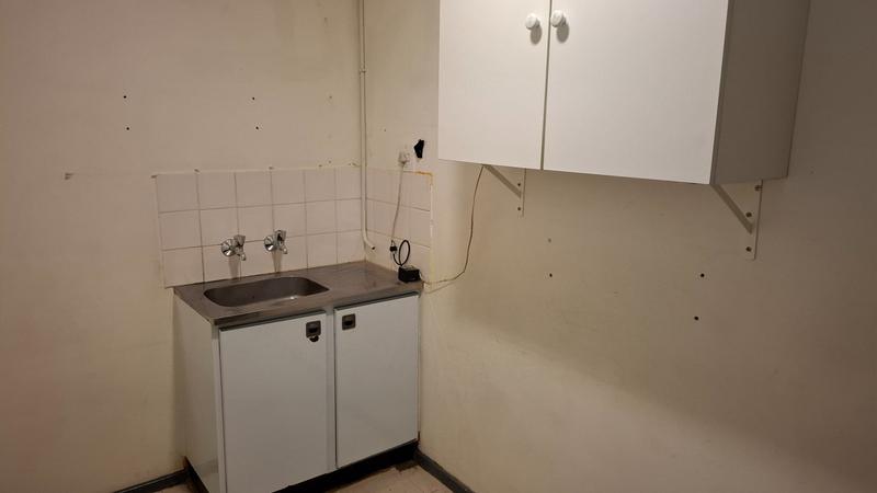 To Let commercial Property for Rent in Grand Central Gauteng