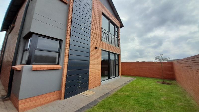 To Let 3 Bedroom Property for Rent in Olympus AH Gauteng