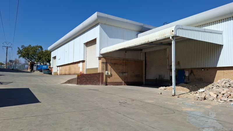 To Let commercial Property for Rent in Randjespark Gauteng