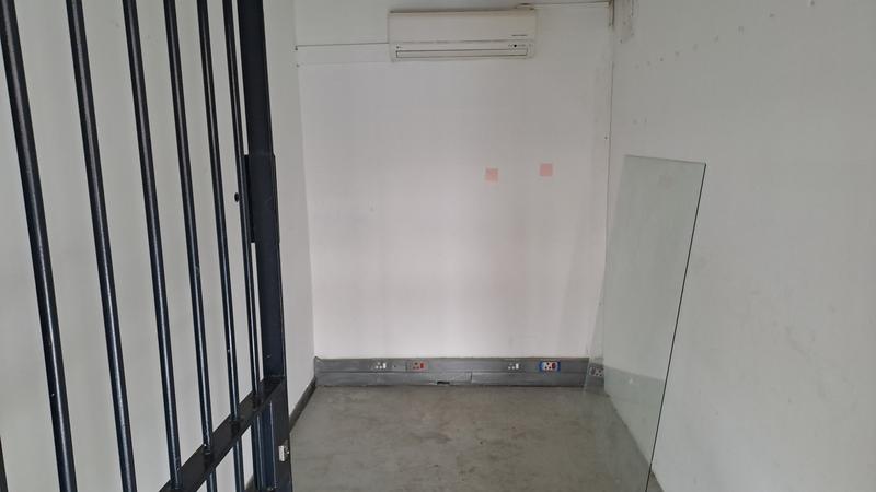To Let commercial Property for Rent in Randjespark Gauteng