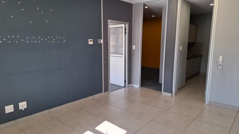 Commercial Property for Sale in Carlswald Gauteng