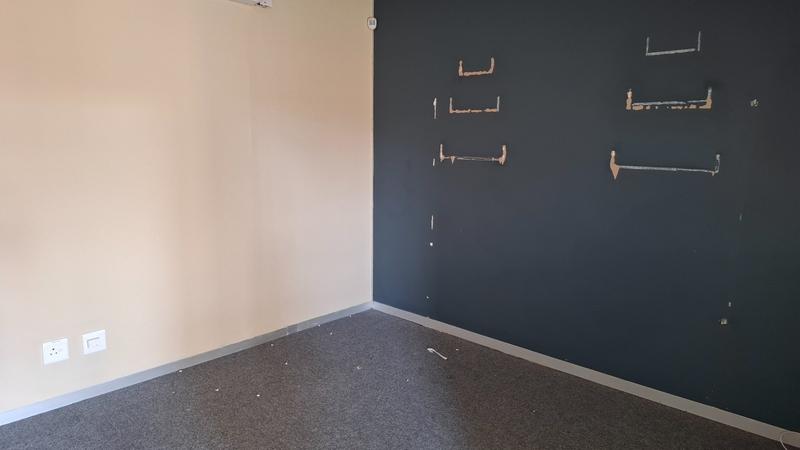 Commercial Property for Sale in Carlswald Gauteng