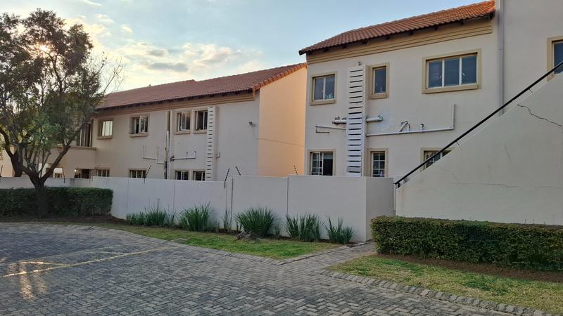 2 Bedroom Property for Sale in Country View Gauteng