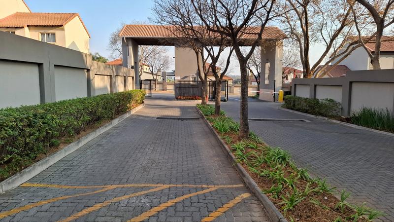 2 Bedroom Property for Sale in Country View Gauteng