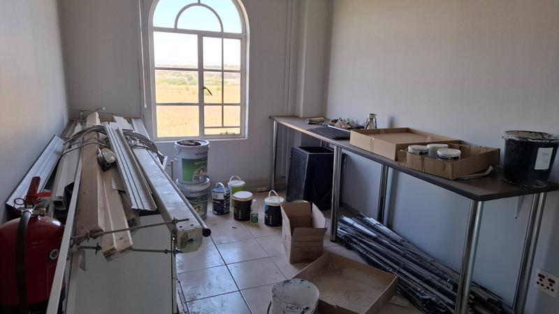Commercial Property for Sale in Grand Central Gauteng