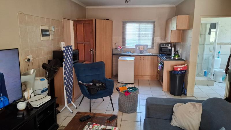 2 Bedroom Property for Sale in Summerfields Estate Gauteng