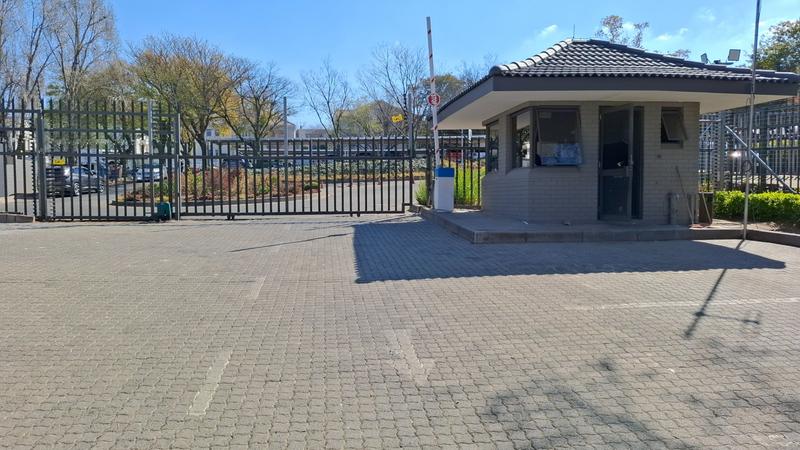 Commercial Property for Sale in Vorna Valley Gauteng