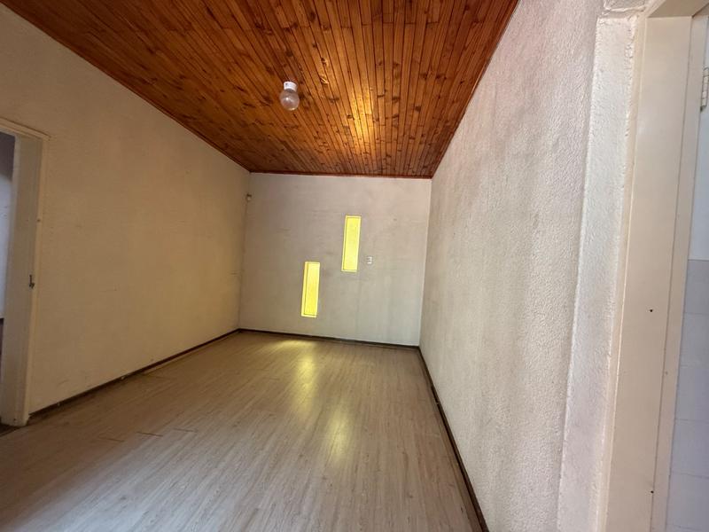 To Let 3 Bedroom Property for Rent in Flora Gardens Gauteng