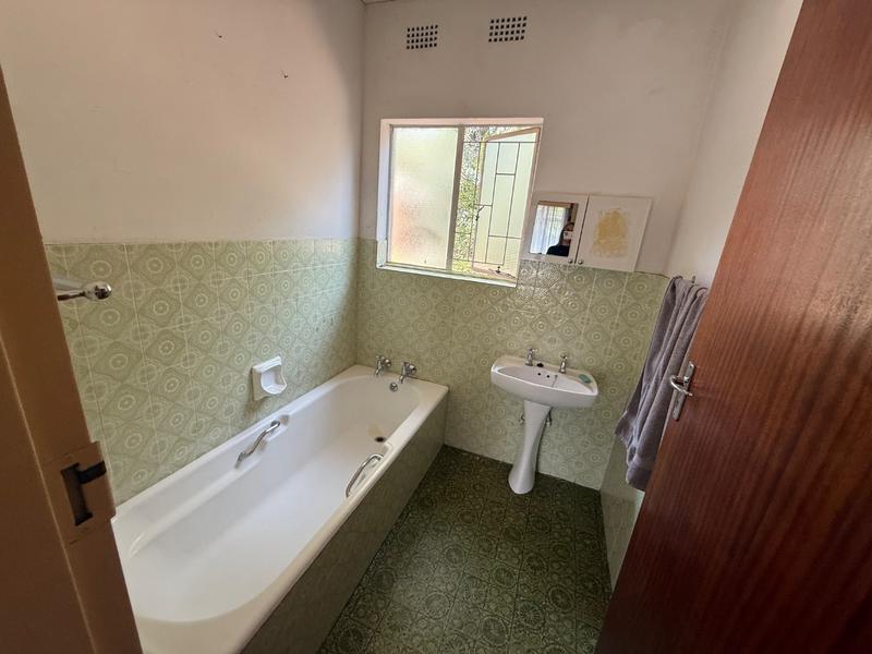 To Let 3 Bedroom Property for Rent in Flora Gardens Gauteng