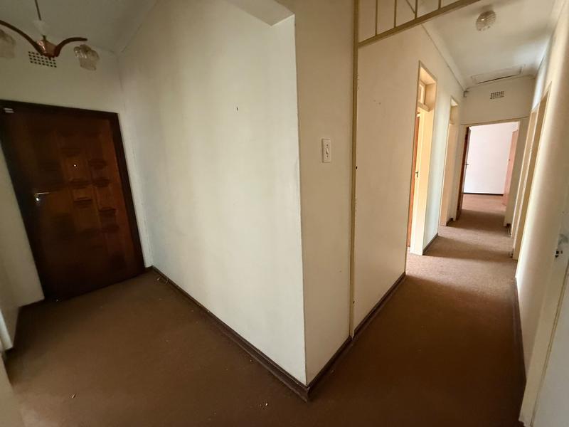 To Let 3 Bedroom Property for Rent in Flora Gardens Gauteng